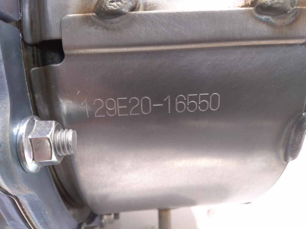 Case VV129E3016070 - AdBlue tank för Lantbruksmaskiner: bild 5 Case VV129E3016070 - AdBlue tank för Lantbruksmaskiner: bild 5