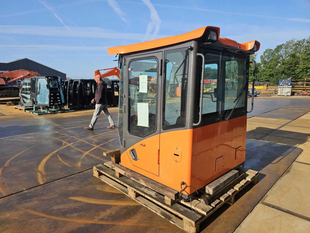 Doosan 220101-00229T - 220101-00229X - Hytt för Byggmaskiner: bild 5 Doosan 220101-00229T - 220101-00229X - Hytt för Byggmaskiner: bild 5