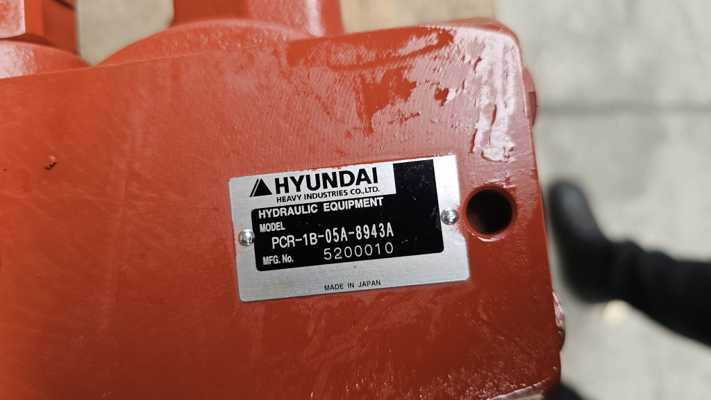 Hyundai XJDK-00081 - PCR-1B-05A-8943A - Svängmotor för Byggmaskiner: bild 2 Hyundai XJDK-00081 - PCR-1B-05A-8943A - Svängmotor för Byggmaskiner: bild 2