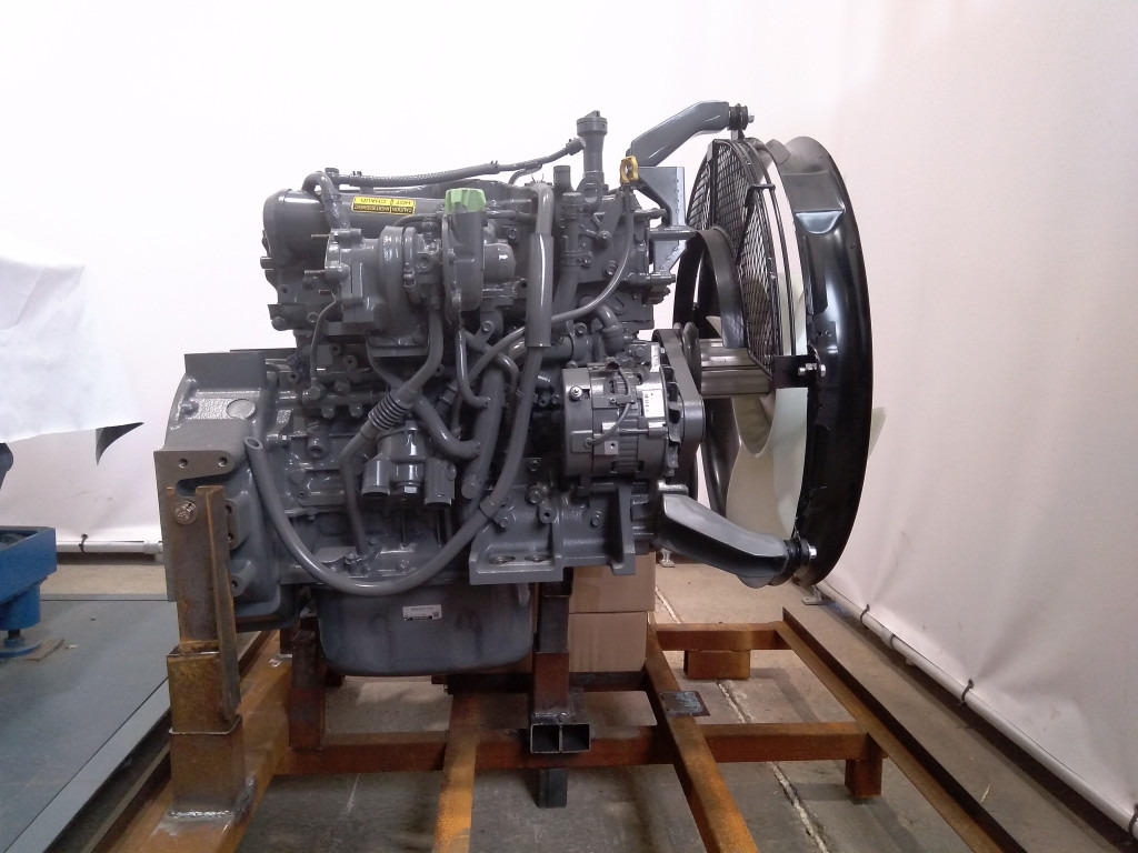 Isuzu 4JJ1 - 4JJ1XKSA - Motor för Byggmaskiner: bild 1 Isuzu 4JJ1 - 4JJ1XKSA - Motor för Byggmaskiner: bild 1