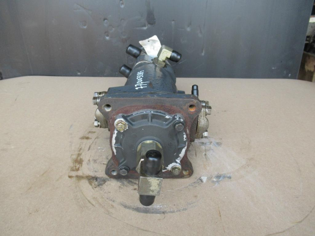 Komatsu PC240LC-7K - - Hydraulik för Byggmaskiner: bild 5 Komatsu PC240LC-7K - - Hydraulik för Byggmaskiner: bild 5
