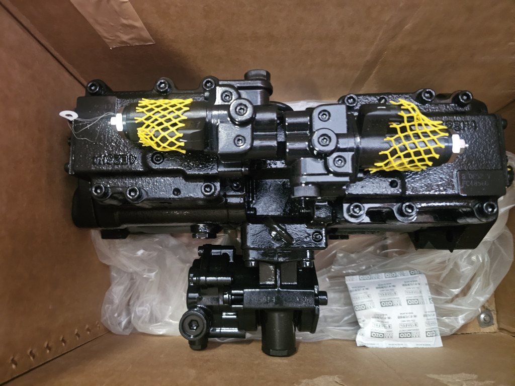 New Holland YB10V00005F4 - YB10V00006F2 - Hydraulpump för Byggmaskiner: bild 1 New Holland YB10V00005F4 - YB10V00006F2 - Hydraulpump för Byggmaskiner: bild 1