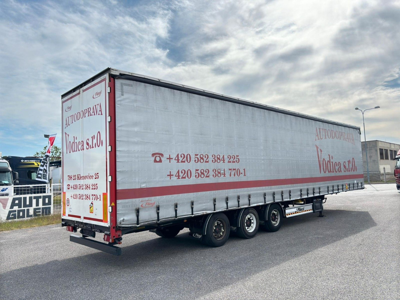Fliegl SDS 380 01 - Kapelltrailer: bild 5 Fliegl SDS 380 01 - Kapelltrailer: bild 5