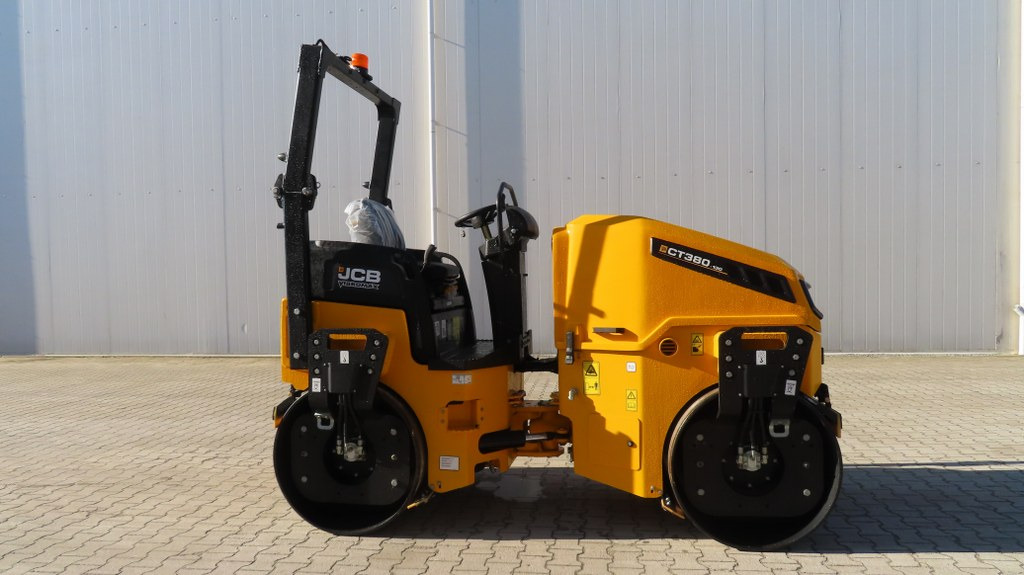 JCB CT380-130 - Asfaltvält: bild 1 JCB CT380-130 - Asfaltvält: bild 1