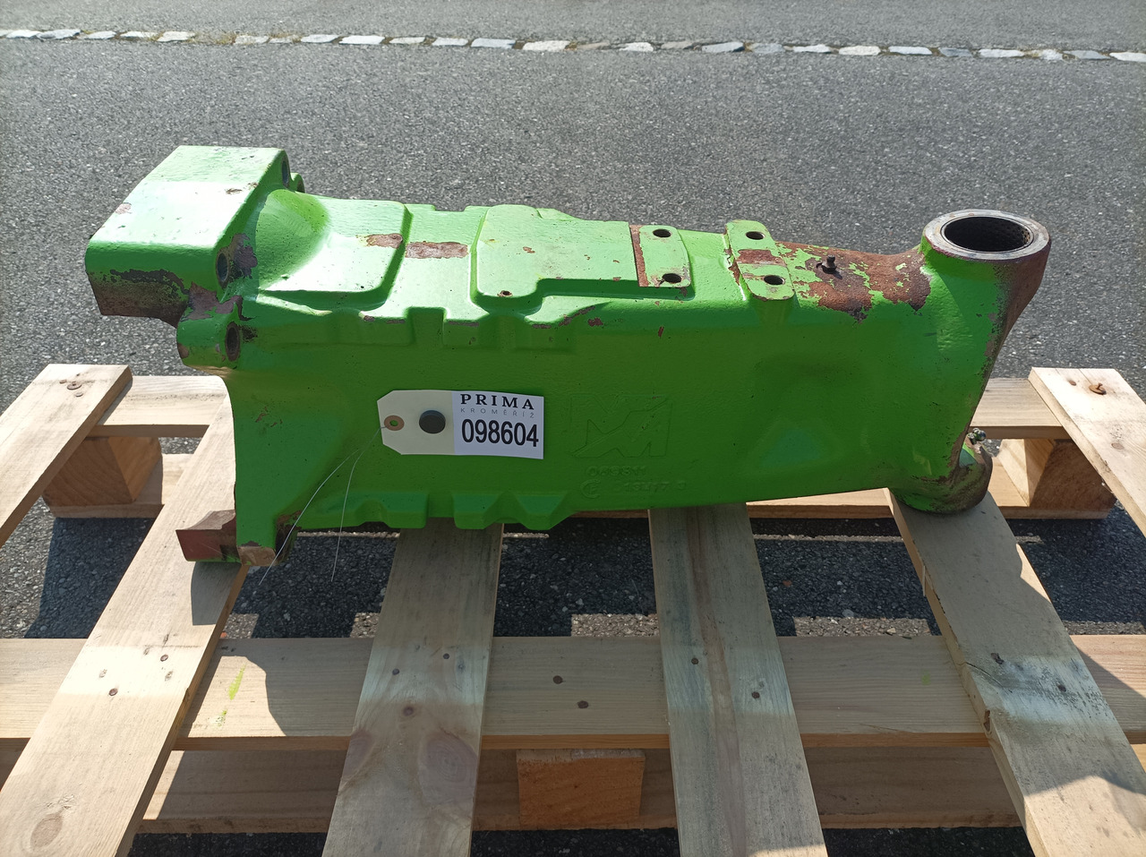 MERLO CASING 098604 + 098603 TF 35.7 - Ram/ Chassi för Lastbil: bild 2 MERLO CASING 098604 + 098603 TF 35.7 - Ram/ Chassi för Lastbil: bild 2