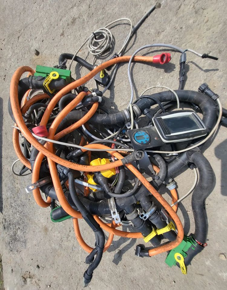 Przekaźniki, sterownik i wiązka volvo - Elektriskt system för Lastbil: bild 4 Przekaźniki, sterownik i wiązka volvo - Elektriskt system för Lastbil: bild 4