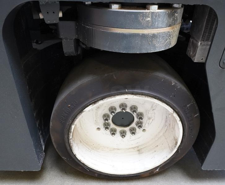 Combilift CB2500LPG - 4-vägstruck: bild 5 Combilift CB2500LPG - 4-vägstruck: bild 5