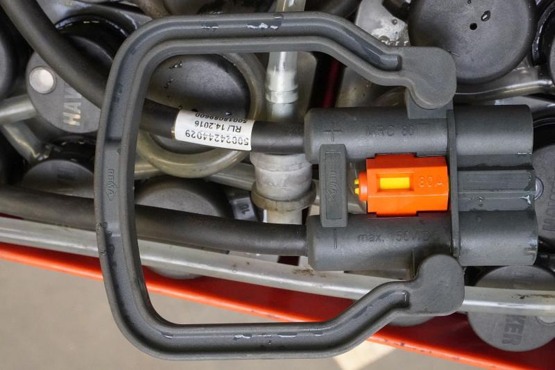 GRUMA 24 Volt 2 PzB 200 Ah - Batteri: bild 4 GRUMA 24 Volt 2 PzB 200 Ah - Batteri: bild 4