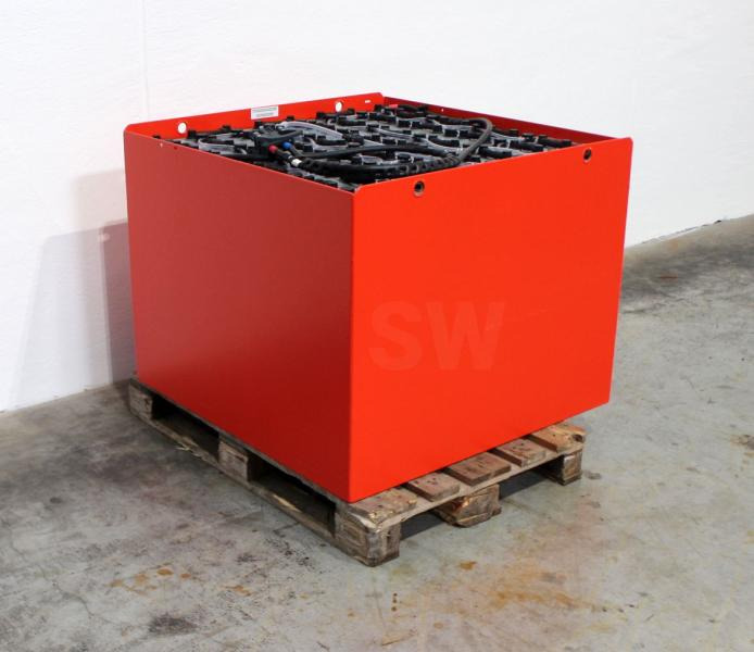 GRUMA 80 Volt 6 PzS 870 Ah - Batteri: bild 2 GRUMA 80 Volt 6 PzS 870 Ah - Batteri: bild 2