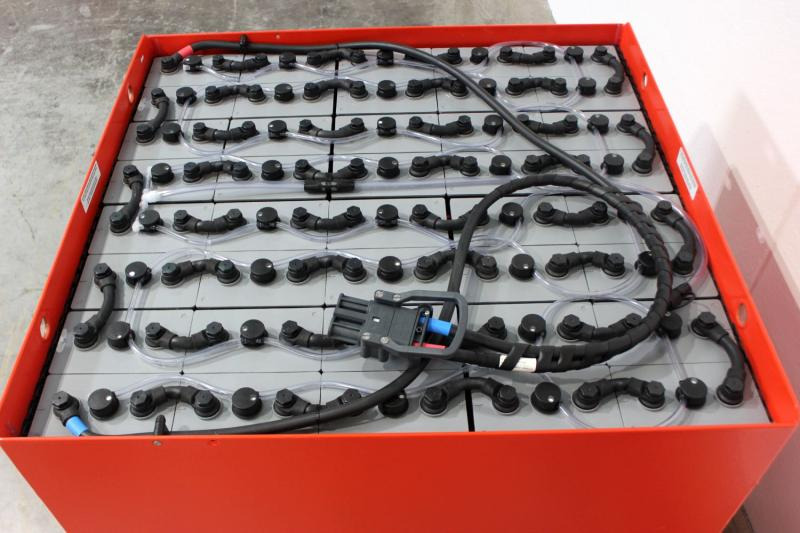 GRUMA 80 Volt 6 PzS 870 Ah - Batteri: bild 3 GRUMA 80 Volt 6 PzS 870 Ah - Batteri: bild 3