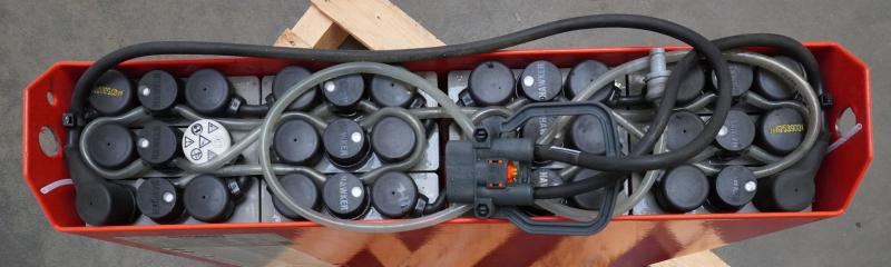 HAWKER 24 Volt 2 PzB 200 Ah - Batteri: bild 3 HAWKER 24 Volt 2 PzB 200 Ah - Batteri: bild 3