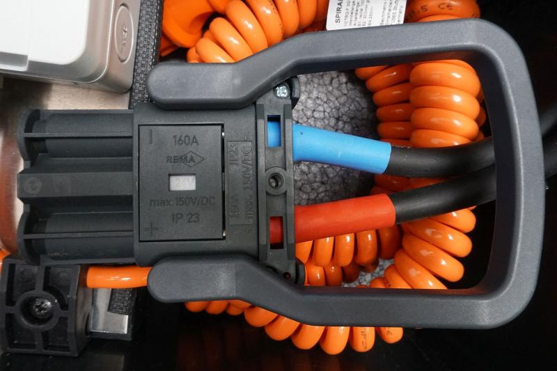 Industrie Automation 24 Volt 140 Ah - Batteri: bild 4 Industrie Automation 24 Volt 140 Ah - Batteri: bild 4