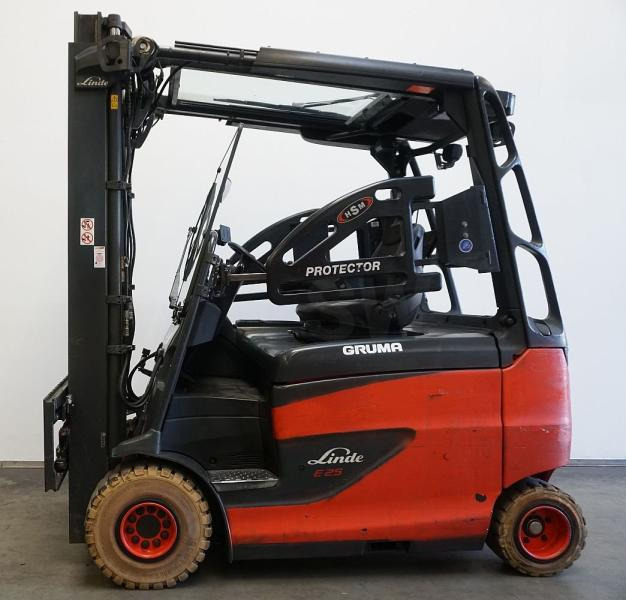 Linde E 25/600 RHL 387 - Eltruck: bild 4 Linde E 25/600 RHL 387 - Eltruck: bild 4