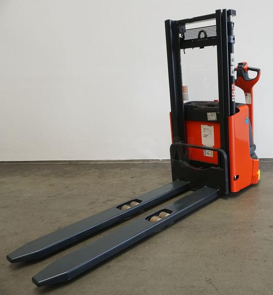 Linde L 12 1172-01 - Staplare: bild 2 Linde L 12 1172-01 - Staplare: bild 2