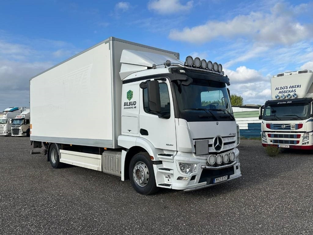 Mercedes-Benz ACTROS 1836 Euro 6 8468 - Lastbil med skåp: bild 1 Mercedes-Benz ACTROS 1836 Euro 6 8468 - Lastbil med skåp: bild 1