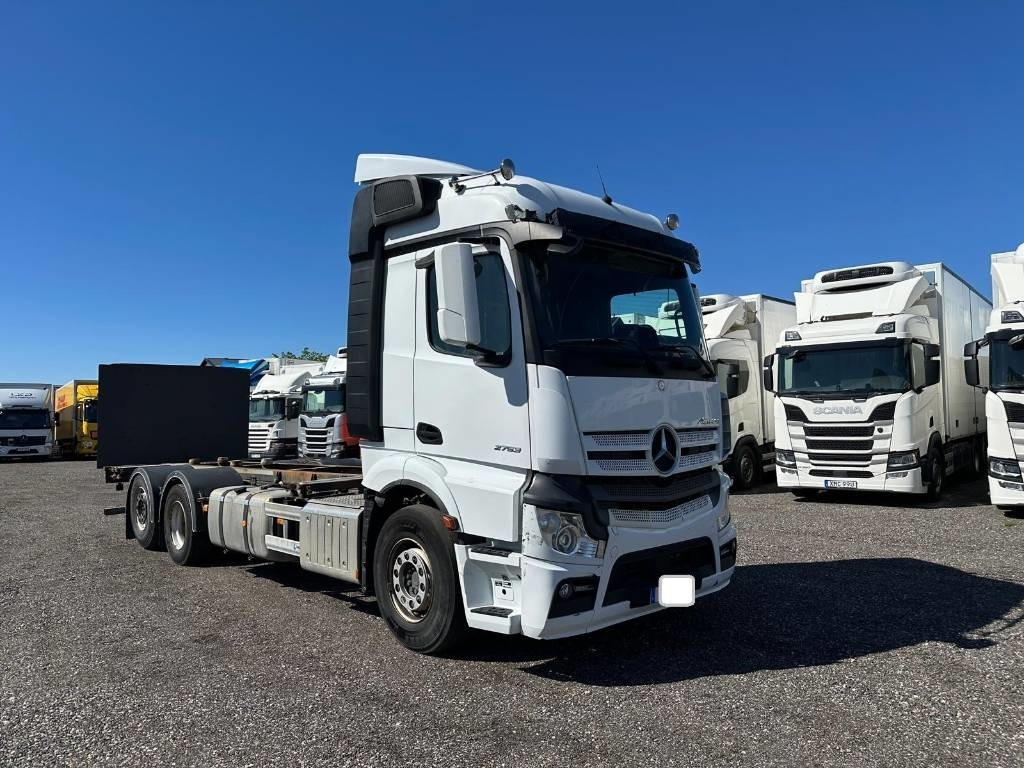 Mercedes-Benz ACTROS 2753 serie 7588 - Containerbil/ Växelflak lastbil: bild 2 Mercedes-Benz ACTROS 2753 serie 7588 - Containerbil/ Växelflak lastbil: bild 2