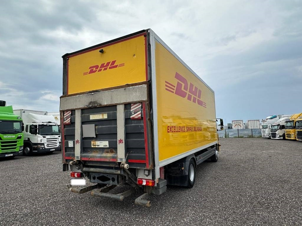 Mercedes-Benz Atego 1524 serie nr 7995 - Lastbil med skåp: bild 3 Mercedes-Benz Atego 1524 serie nr 7995 - Lastbil med skåp: bild 3