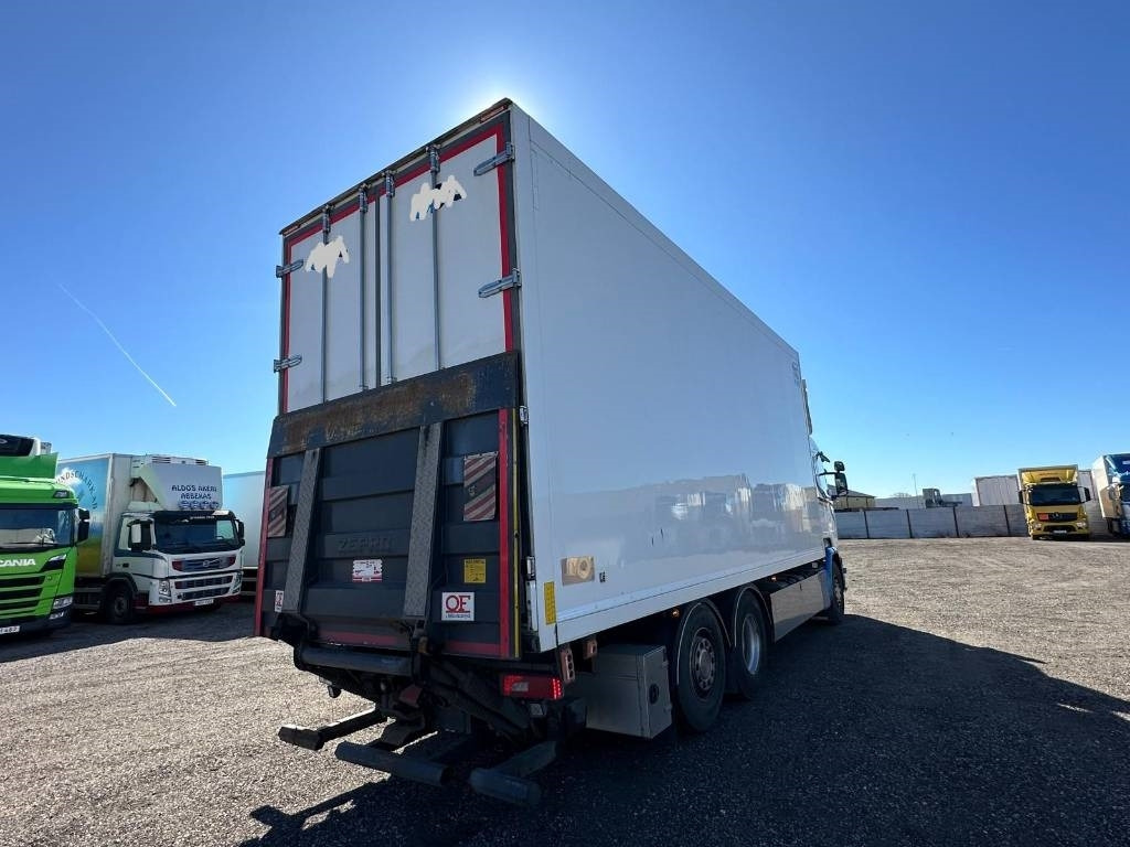 Scania R450LB6X2*4MNB serie 6441 - Kylbil lastbil: bild 4 Scania R450LB6X2*4MNB serie 6441 - Kylbil lastbil: bild 4