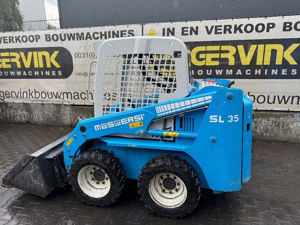 Messersi SL35 - Kompaktlastare/ Slirstyrda lastare: bild 1 Messersi SL35 - Kompaktlastare/ Slirstyrda lastare: bild 1