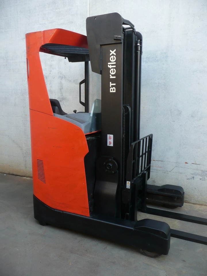 BT RRE 140 H - Skjutstativtruck: bild 1 BT RRE 140 H - Skjutstativtruck: bild 1