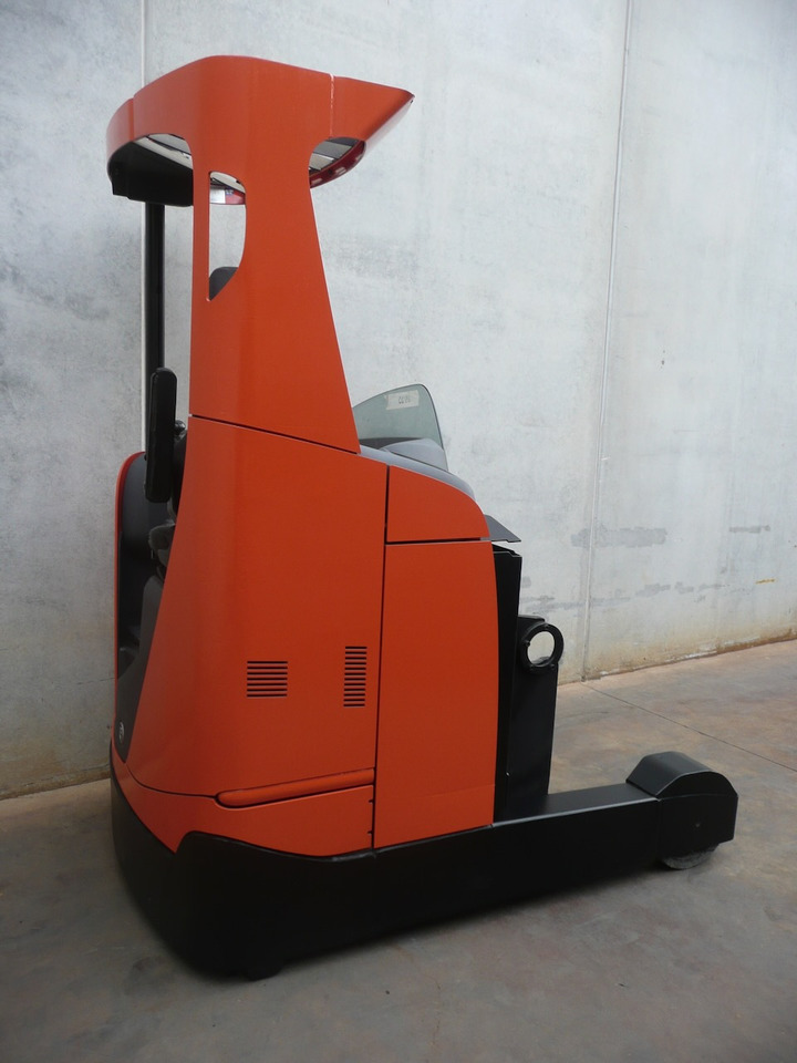 BT RRE 200 E - Skjutstativtruck: bild 2 BT RRE 200 E - Skjutstativtruck: bild 2