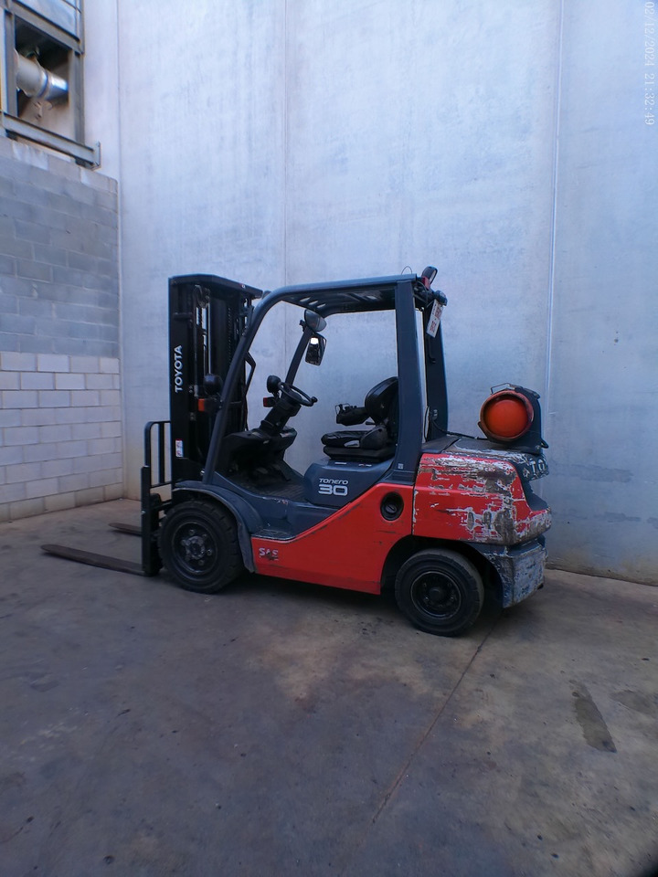 Toyota 02-8FGF30 MATRICULADA - Gasoltruck: bild 4 Toyota 02-8FGF30 MATRICULADA - Gasoltruck: bild 4