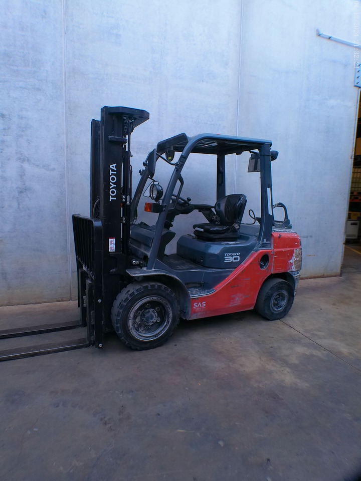 Toyota 02-8FGF30 MATRICULADA - Gasoltruck: bild 3 Toyota 02-8FGF30 MATRICULADA - Gasoltruck: bild 3