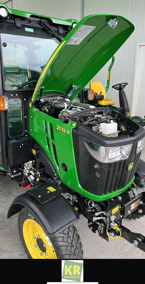 John Deere 2032R - Minitraktor: bild 3 John Deere 2032R - Minitraktor: bild 3