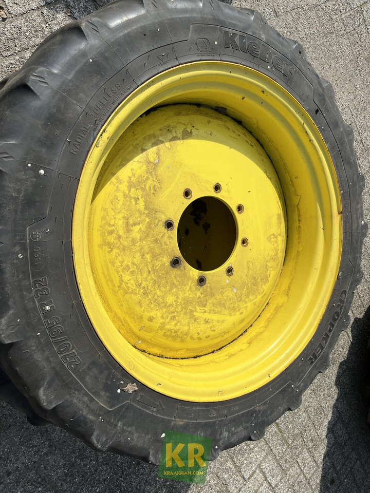 Kleber 270/95R32 Cropker - Komplett hjul för Lantbruksmaskiner: bild 1 Kleber 270/95R32 Cropker - Komplett hjul för Lantbruksmaskiner: bild 1