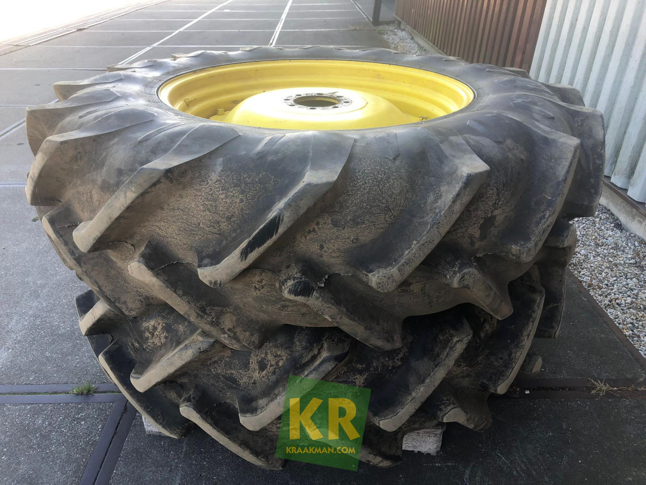 Pirelli PLOEGBAND 18.4R38 - Däck för Lantbruksmaskiner: bild 1 Pirelli PLOEGBAND 18.4R38 - Däck för Lantbruksmaskiner: bild 1