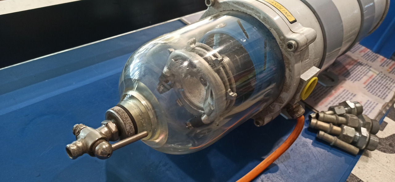 Fuel water separator SEPAR KWA 100H 24V - Bränslesystem för Övrig maskin: bild 3 Fuel water separator SEPAR KWA 100H 24V - Bränslesystem för Övrig maskin: bild 3