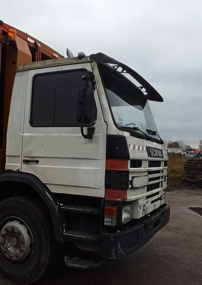 KABINA SCANIA 3 93 - Hytt: bild 2 KABINA SCANIA 3 93 - Hytt: bild 2