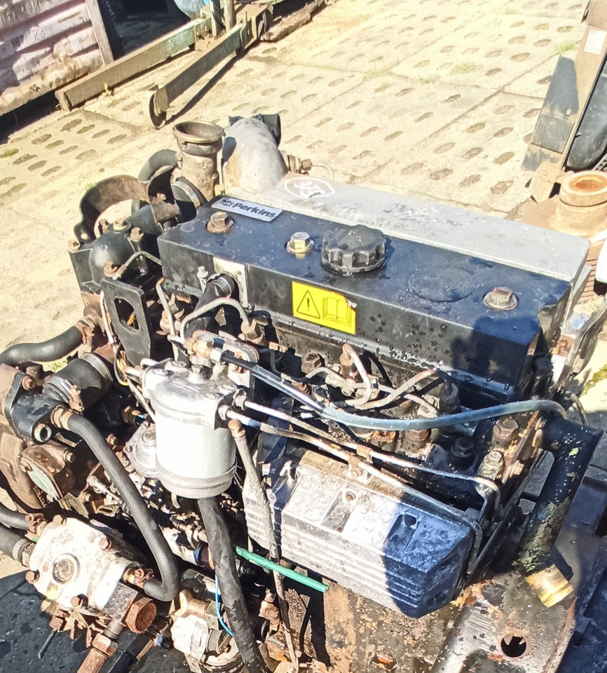 SILNIK Perkins AD 81006 - Motor och reservdelar för Övrig maskin: bild 1 SILNIK Perkins AD 81006 - Motor och reservdelar för Övrig maskin: bild 1