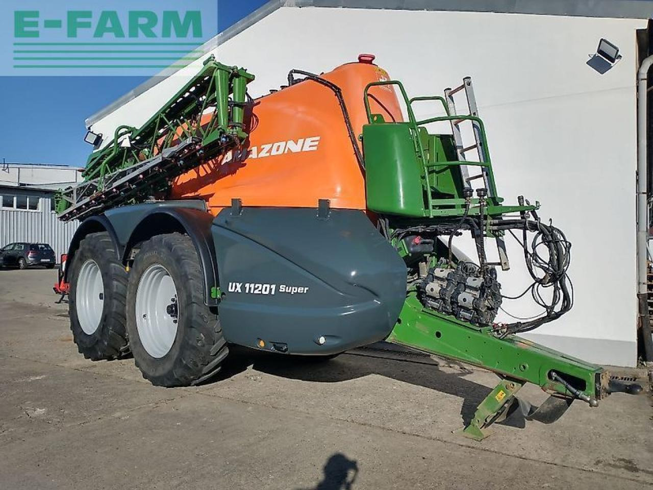 Amazone ux 11201 super (36m) - Bogserad spruta: bild 1 Amazone ux 11201 super (36m) - Bogserad spruta: bild 1