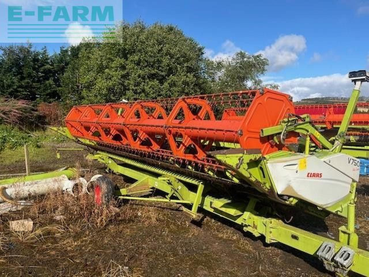CLAAS LEXION 570 TT - Skördetröska: bild 2 CLAAS LEXION 570 TT - Skördetröska: bild 2