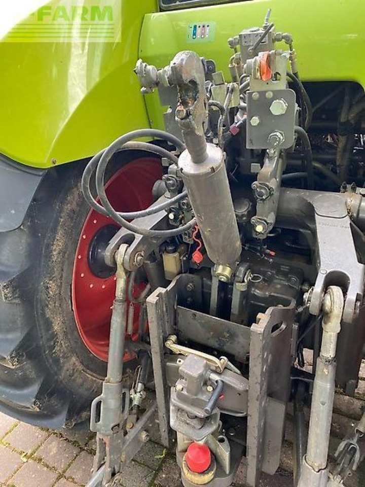 CLAAS axion 820 cmatic CMATIC - Traktor: bild 4 CLAAS axion 820 cmatic CMATIC - Traktor: bild 4