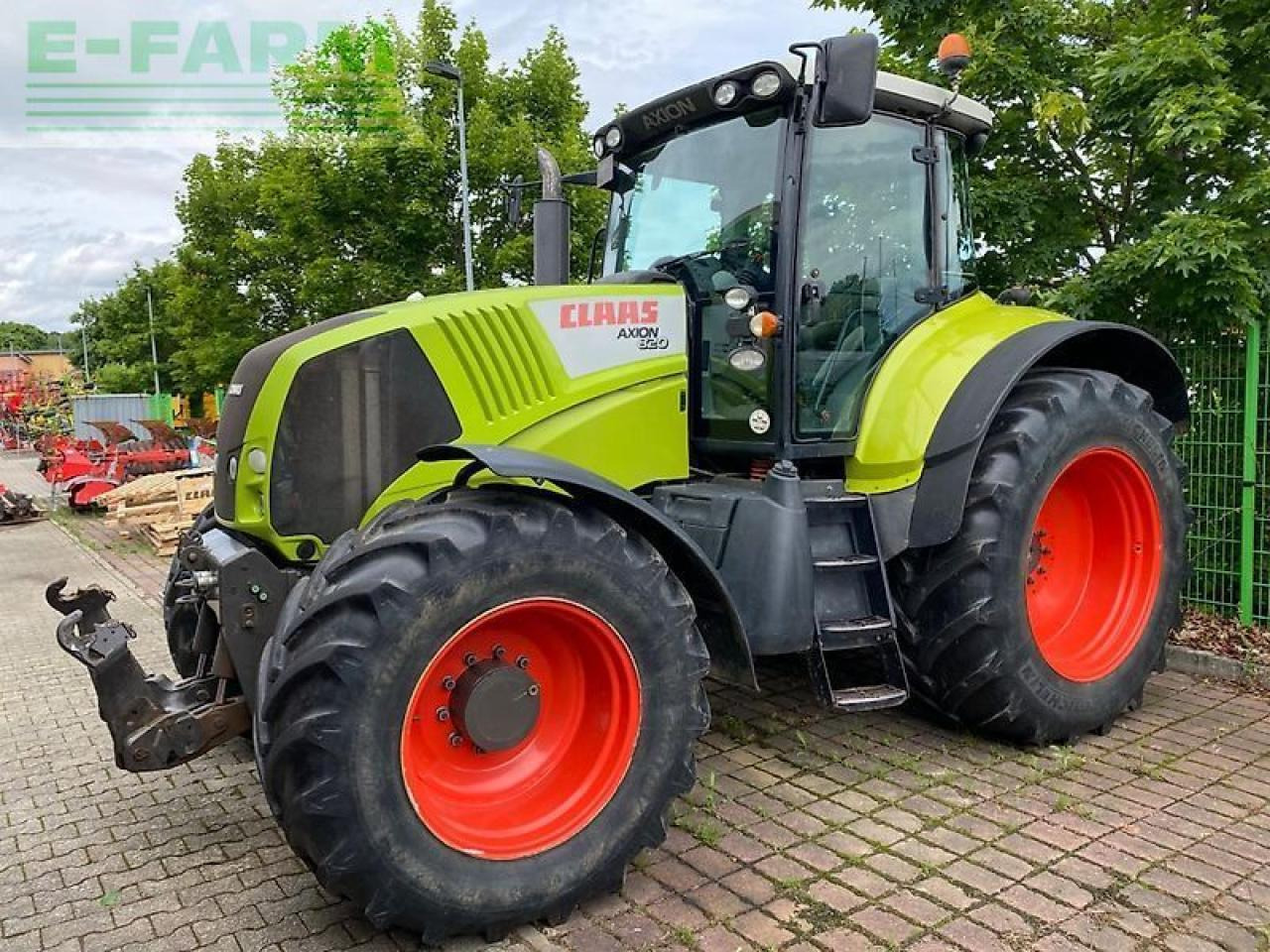 CLAAS axion 820 cmatic CMATIC - Traktor: bild 1 CLAAS axion 820 cmatic CMATIC - Traktor: bild 1