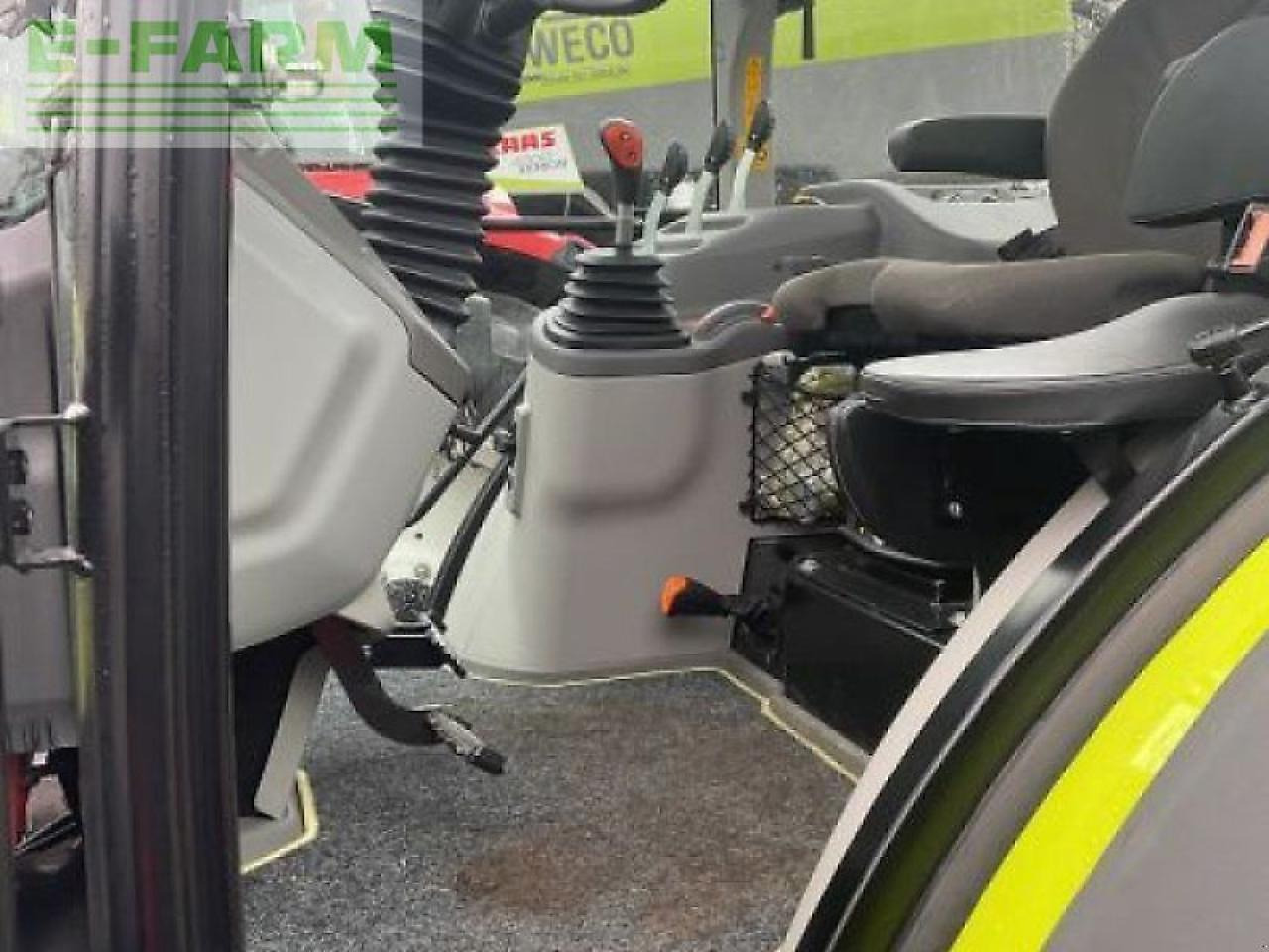 CLAAS axos 240 advanced claas trakto - Traktor: bild 3 CLAAS axos 240 advanced claas trakto - Traktor: bild 3