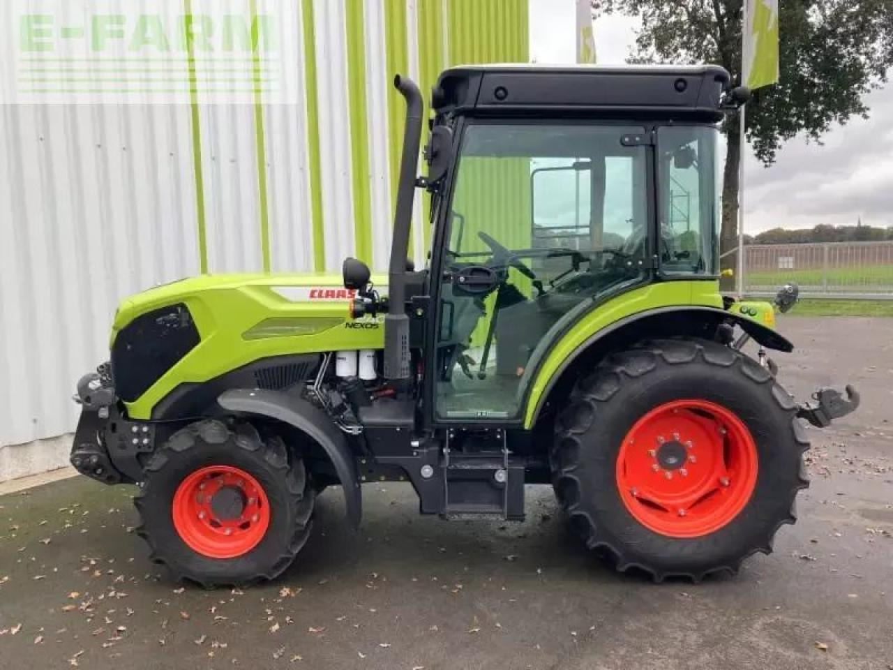 CLAAS claas nexos 240 m - Traktor: bild 5 CLAAS claas nexos 240 m - Traktor: bild 5