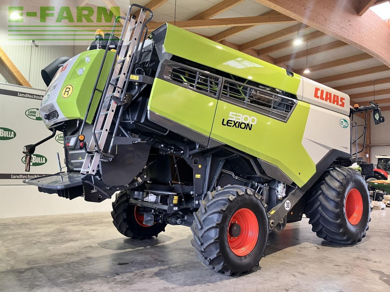 CLAAS lexion 5300 - Skördetröska: bild 1 CLAAS lexion 5300 - Skördetröska: bild 1