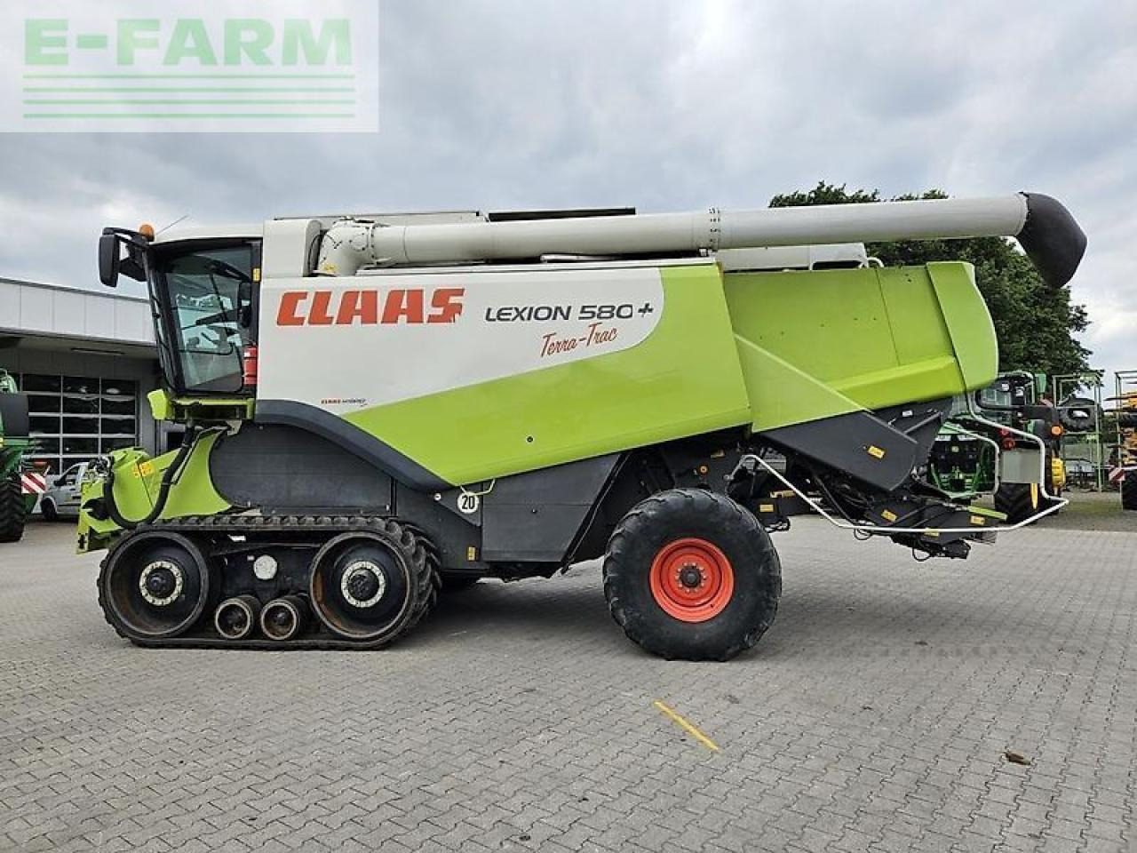 CLAAS lexion 580 tt plus - Skördetröska: bild 2 CLAAS lexion 580 tt plus - Skördetröska: bild 2