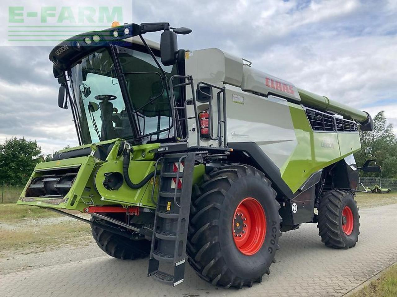 CLAAS lexion 6800 - Skördetröska: bild 4 CLAAS lexion 6800 - Skördetröska: bild 4