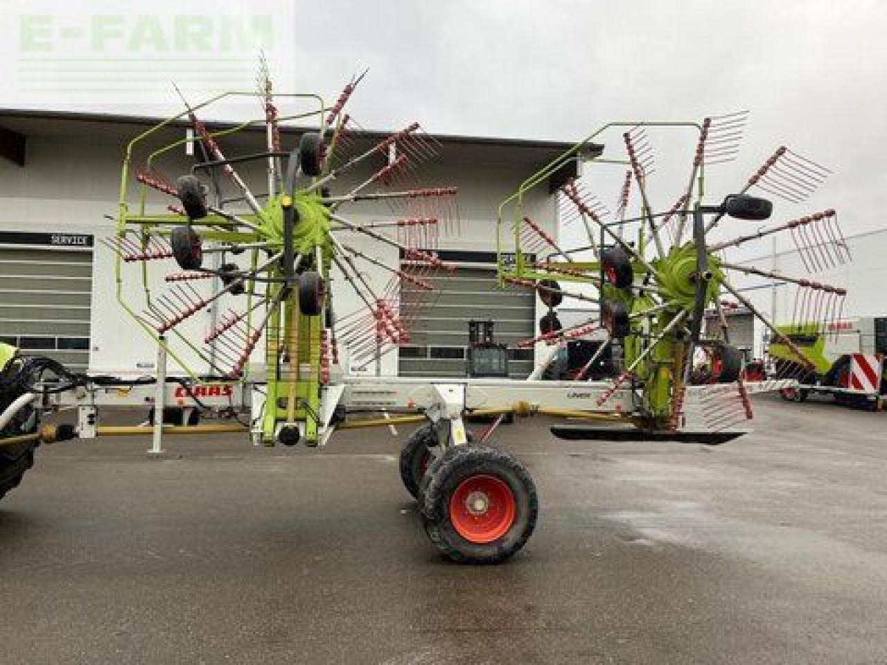 CLAAS liner 3600 preis reduziert !!! - Hövändare: bild 1 CLAAS liner 3600 preis reduziert !!! - Hövändare: bild 1