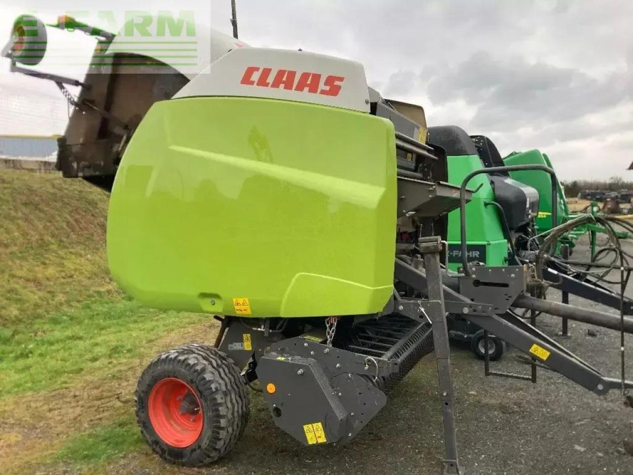 CLAAS variant 360 rf - Fyrkantspress: bild 1 CLAAS variant 360 rf - Fyrkantspress: bild 1
