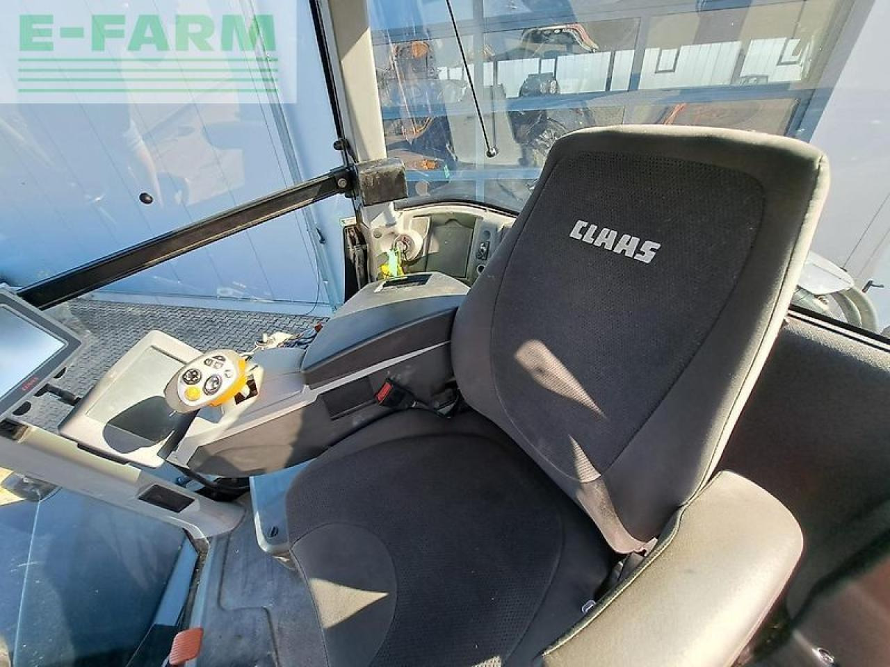CLAAS xerion 4000 trac vc TRAC VC - Traktor: bild 4 CLAAS xerion 4000 trac vc TRAC VC - Traktor: bild 4