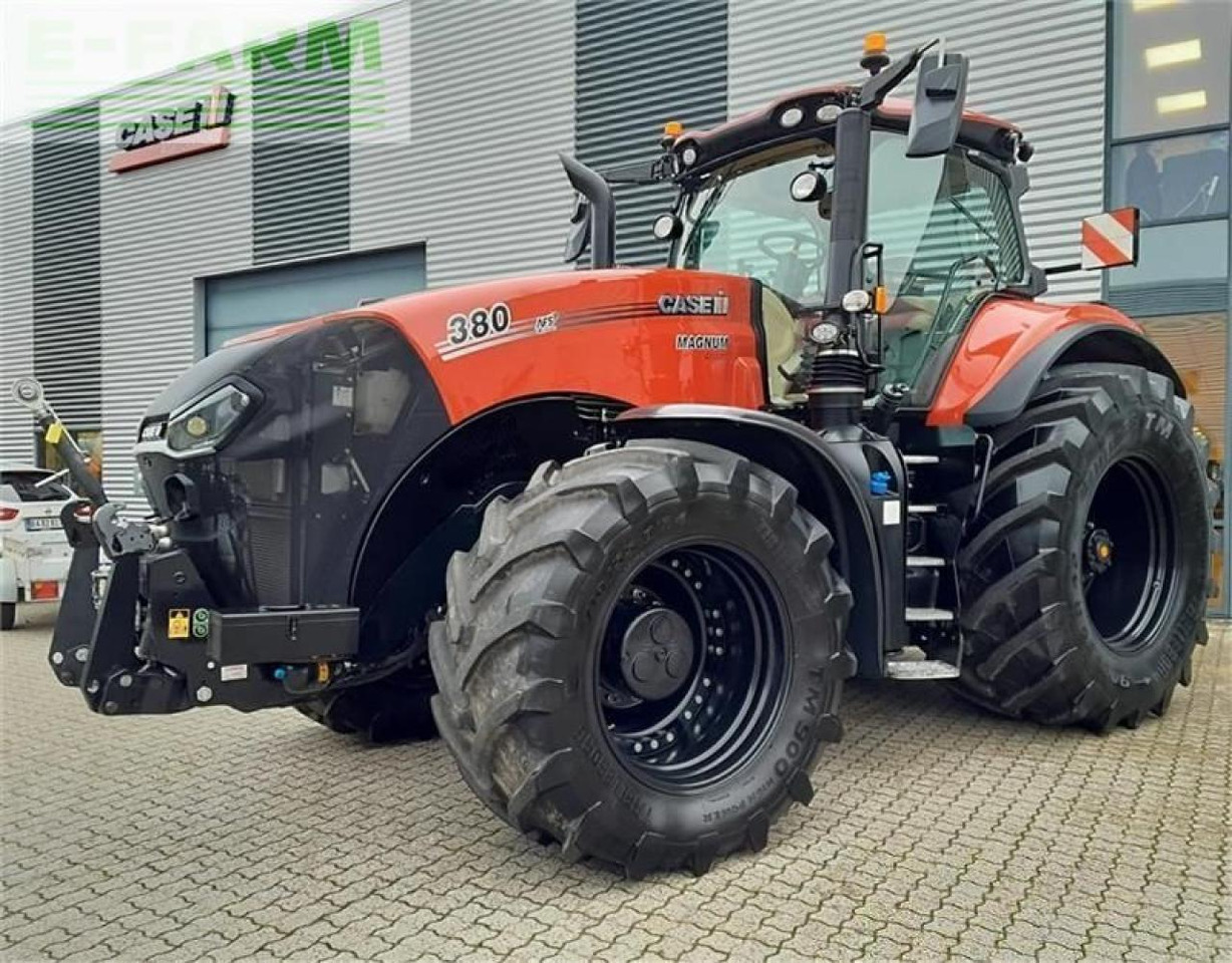 Case-IH magnum 380 cvx - 3 år til 1,49% i rente - Traktor: bild 1 Case-IH magnum 380 cvx - 3 år til 1,49% i rente - Traktor: bild 1