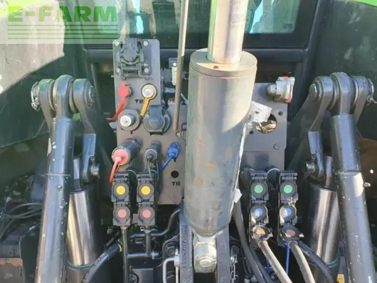 Deutz-Fahr agrotron 7250 - Traktor: bild 4 Deutz-Fahr agrotron 7250 - Traktor: bild 4