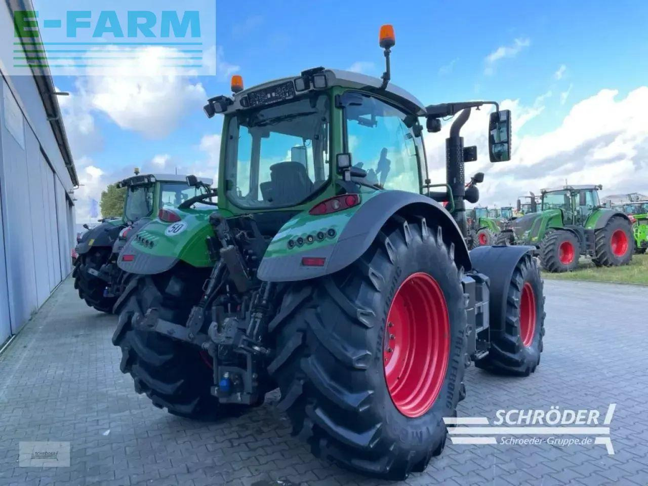 Fendt 724 s4 profi plus - Traktor: bild 3 Fendt 724 s4 profi plus - Traktor: bild 3