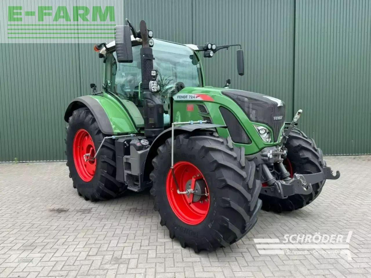 Fendt 724 vario s4 profi plus ProfiPlus - Traktor: bild 1 Fendt 724 vario s4 profi plus ProfiPlus - Traktor: bild 1