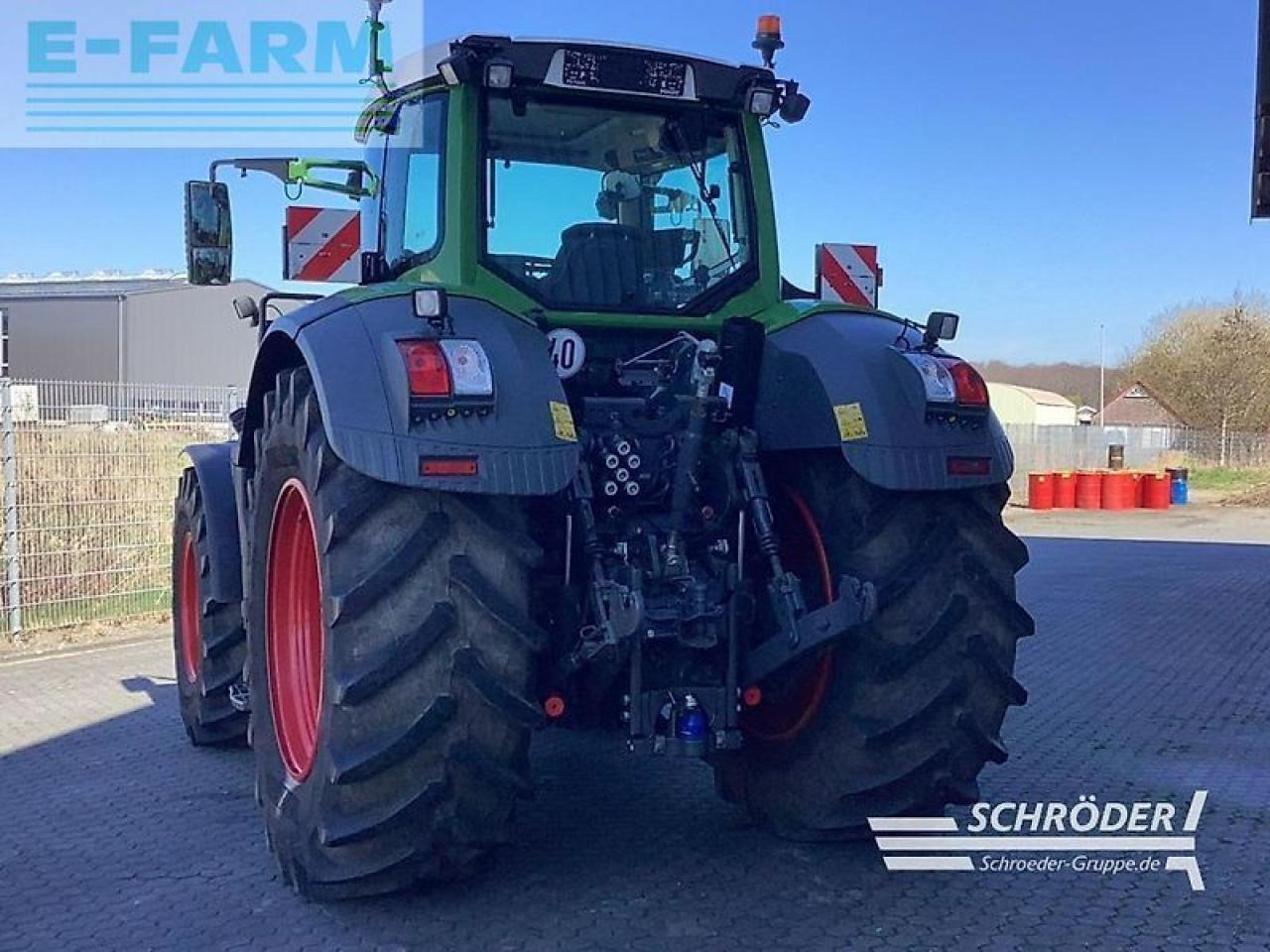 Fendt 824 vario s4 profi plus ProfiPlus - Traktor: bild 3 Fendt 824 vario s4 profi plus ProfiPlus - Traktor: bild 3